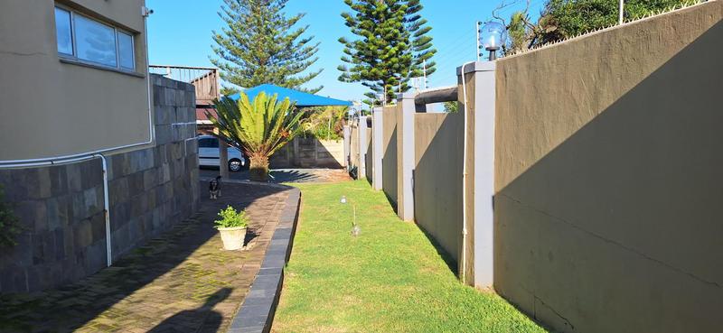 To Let 4 Bedroom Property for Rent in Widenham KwaZulu-Natal