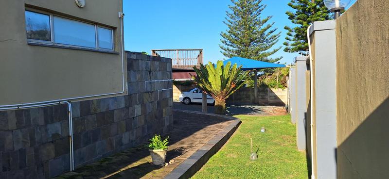 To Let 4 Bedroom Property for Rent in Widenham KwaZulu-Natal