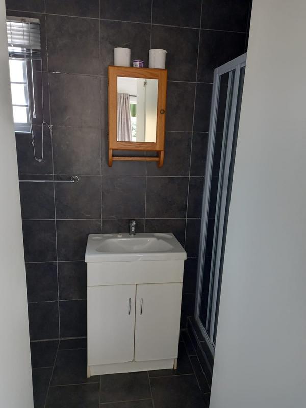 To Let 4 Bedroom Property for Rent in Widenham KwaZulu-Natal