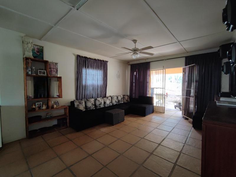 5 Bedroom Property for Sale in Prestbury KwaZulu-Natal