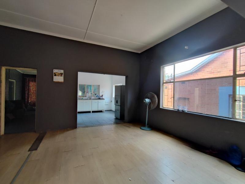 5 Bedroom Property for Sale in Prestbury KwaZulu-Natal