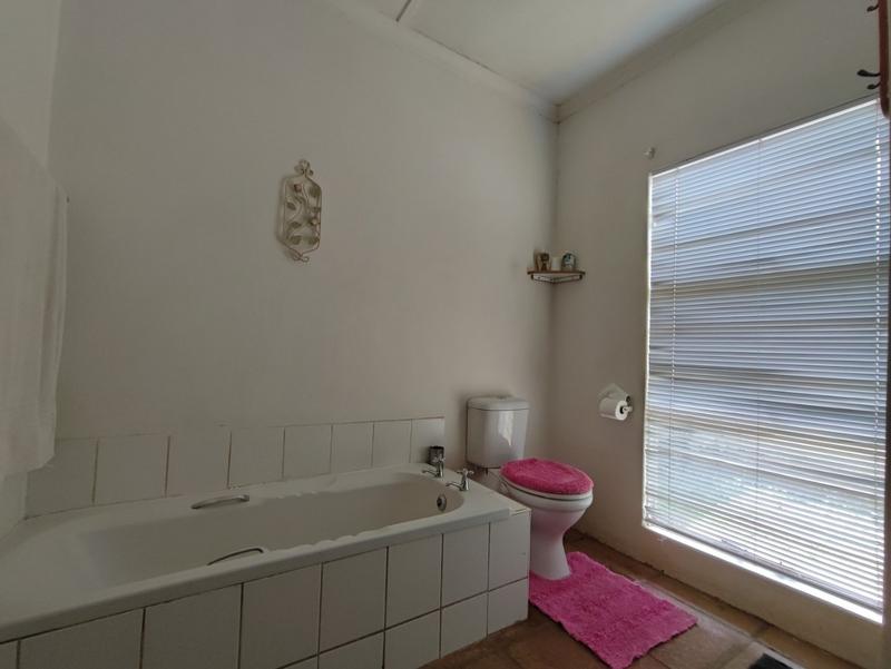 5 Bedroom Property for Sale in Prestbury KwaZulu-Natal