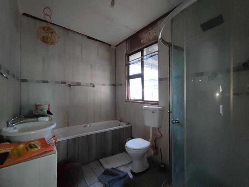 5 Bedroom Property for Sale in Prestbury KwaZulu-Natal