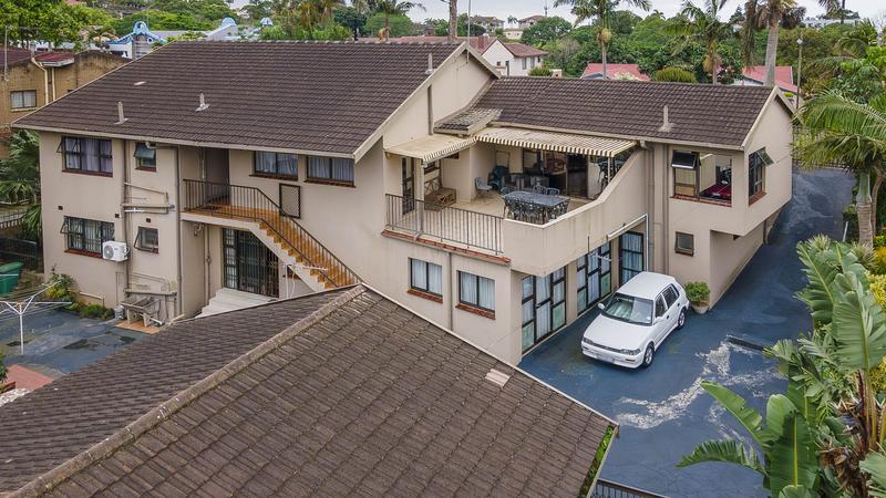 6 Bedroom Property for Sale in Reservoir Hills KwaZulu-Natal