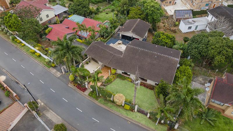 6 Bedroom Property for Sale in Reservoir Hills KwaZulu-Natal