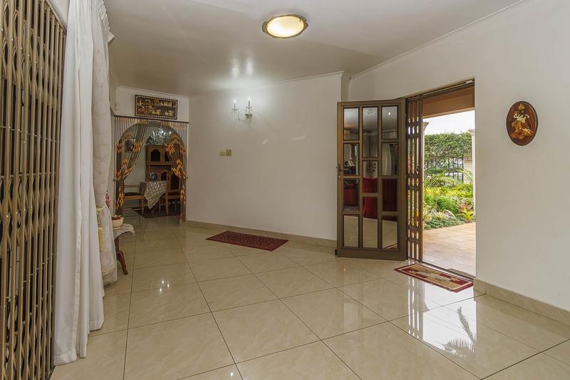 6 Bedroom Property for Sale in Reservoir Hills KwaZulu-Natal