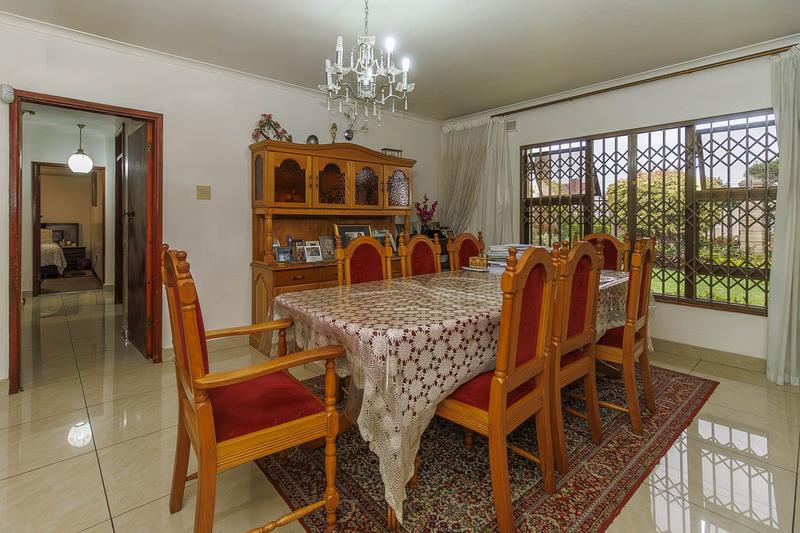 6 Bedroom Property for Sale in Reservoir Hills KwaZulu-Natal