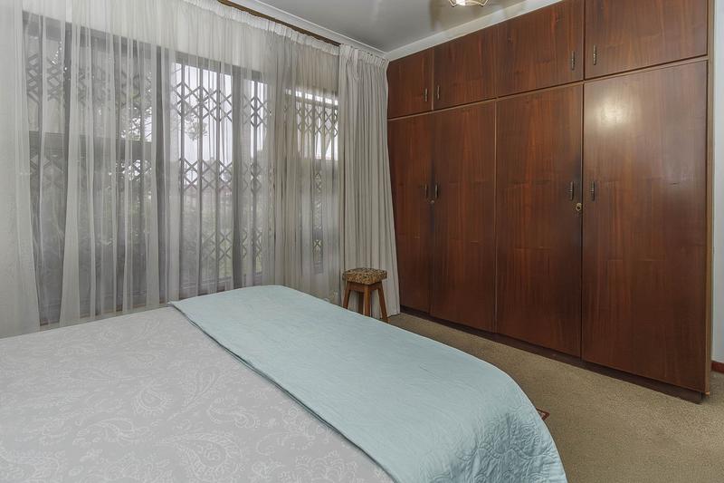 6 Bedroom Property for Sale in Reservoir Hills KwaZulu-Natal