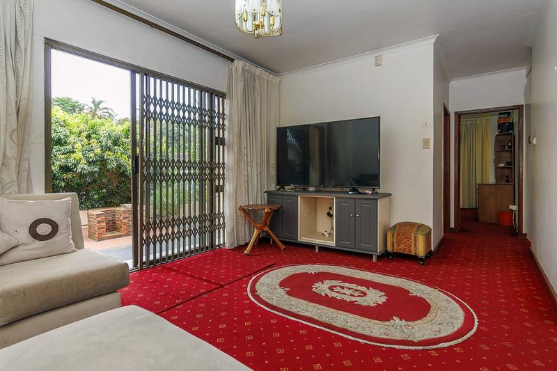 6 Bedroom Property for Sale in Reservoir Hills KwaZulu-Natal