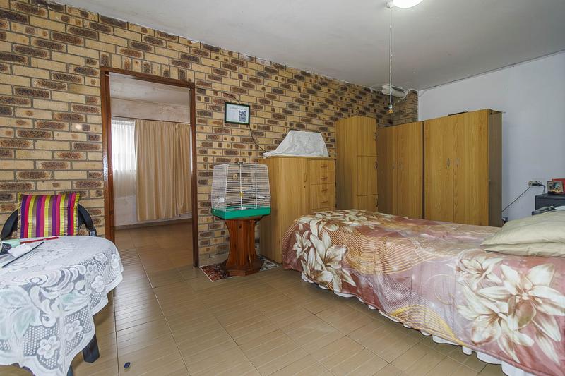 6 Bedroom Property for Sale in Reservoir Hills KwaZulu-Natal