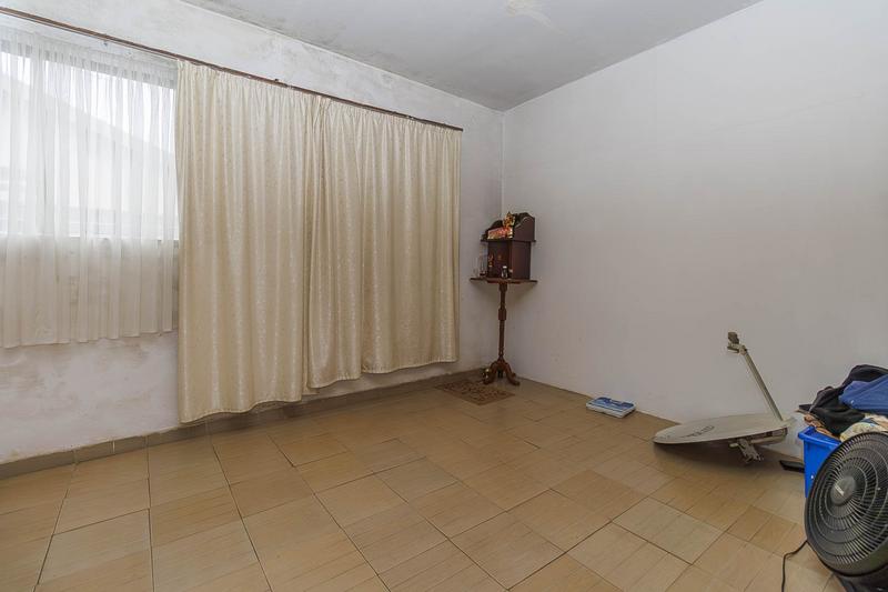 6 Bedroom Property for Sale in Reservoir Hills KwaZulu-Natal