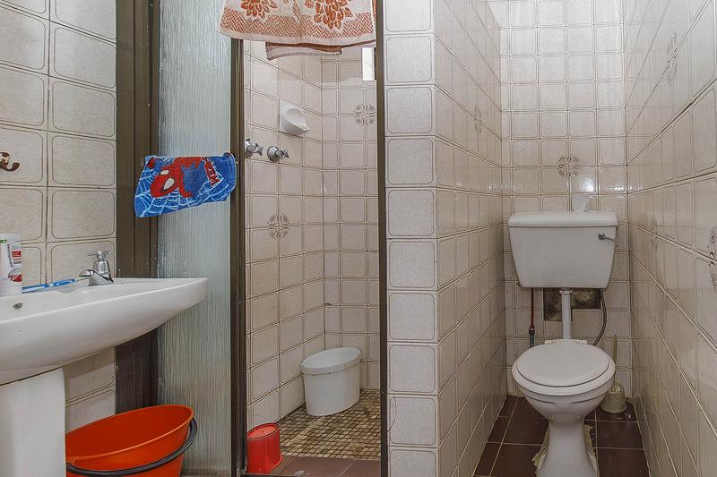 6 Bedroom Property for Sale in Reservoir Hills KwaZulu-Natal