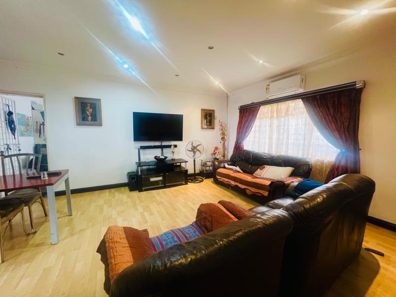 4 Bedroom Property for Sale in Reservoir Hills KwaZulu-Natal