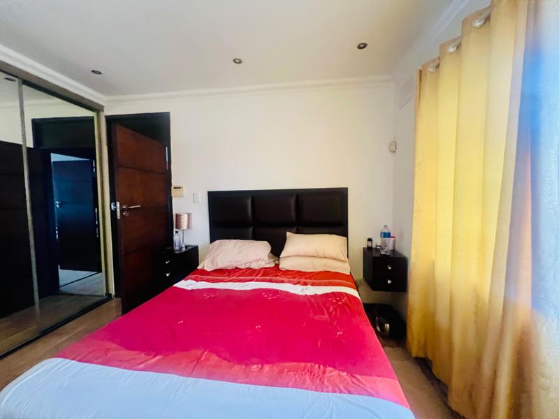 4 Bedroom Property for Sale in Reservoir Hills KwaZulu-Natal