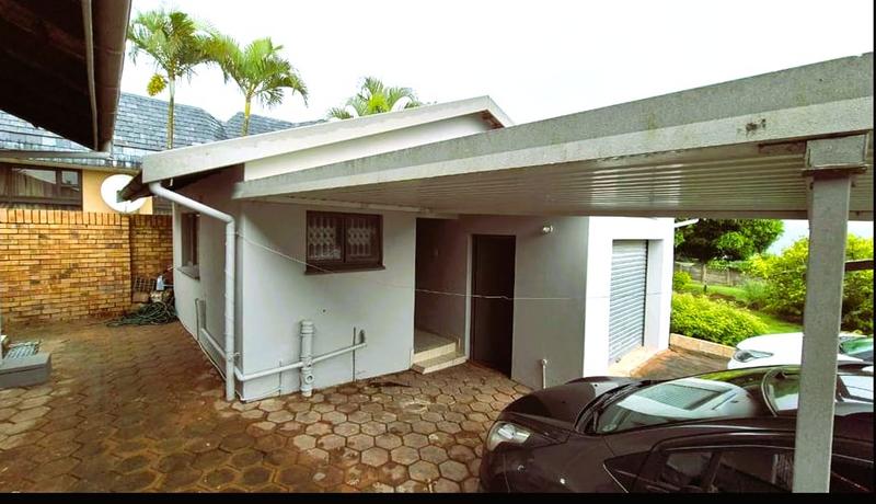3 Bedroom Property for Sale in Kharwastan KwaZulu-Natal