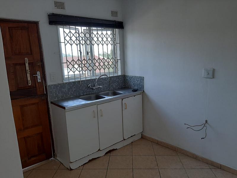 2 Bedroom Property for Sale in Newlands West KwaZulu-Natal