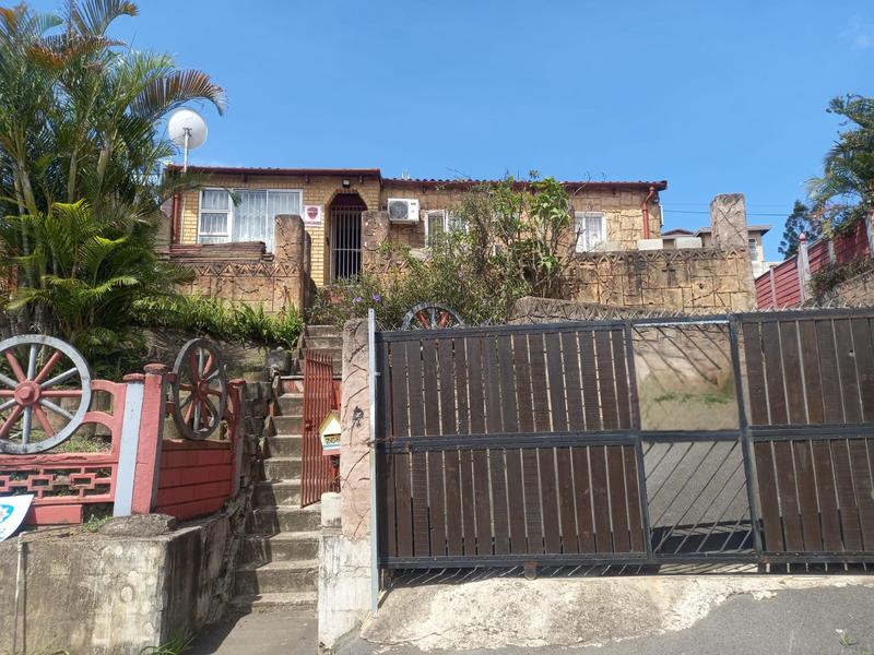 4 Bedroom Property for Sale in Sunford KwaZulu-Natal