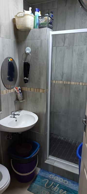 To Let 1 Bedroom Property for Rent in Essenwood KwaZulu-Natal