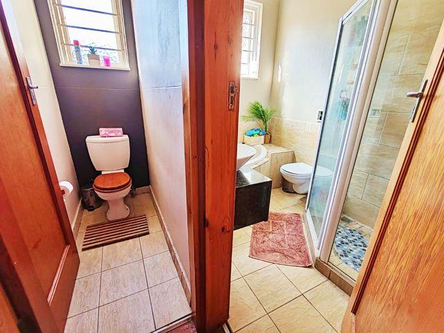 3 Bedroom Property for Sale in Glenwood KwaZulu-Natal