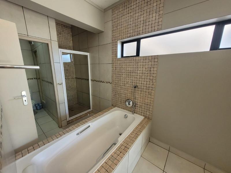 3 Bedroom Property for Sale in Lawrence Rocks KwaZulu-Natal