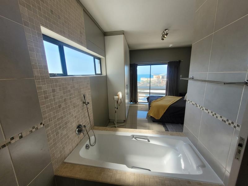 3 Bedroom Property for Sale in Lawrence Rocks KwaZulu-Natal