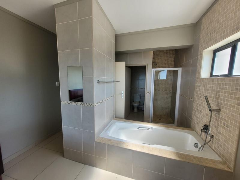 3 Bedroom Property for Sale in Lawrence Rocks KwaZulu-Natal