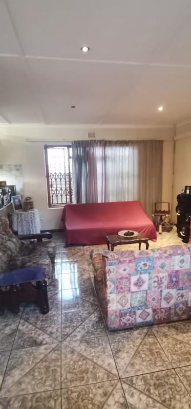 To Let 2 Bedroom Property for Rent in Empangeni Central KwaZulu-Natal