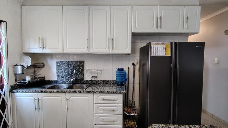 3 Bedroom Property for Sale in Escombe KwaZulu-Natal