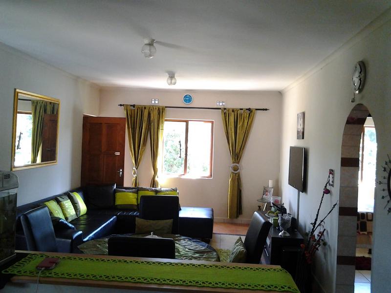 To Let 2 Bedroom Property for Rent in Sarnia KwaZulu-Natal