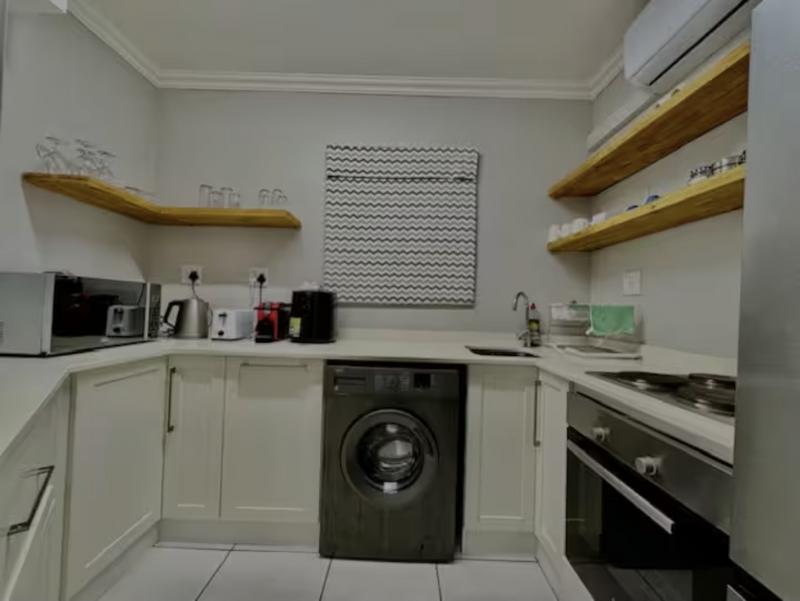 2 Bedroom Property for Sale in Umhlanga Rocks KwaZulu-Natal