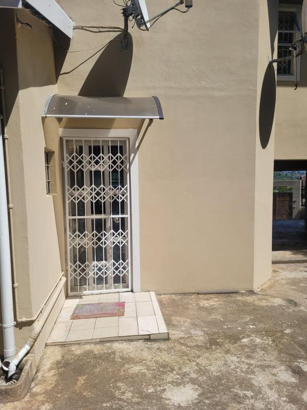 To Let 1 Bedroom Property for Rent in Durban North KwaZulu-Natal