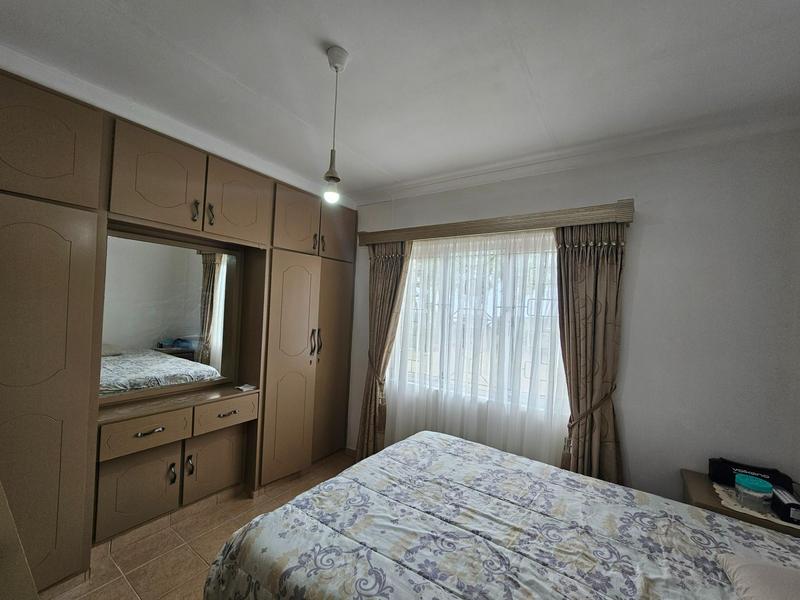 3 Bedroom Property for Sale in Dawncrest KwaZulu-Natal