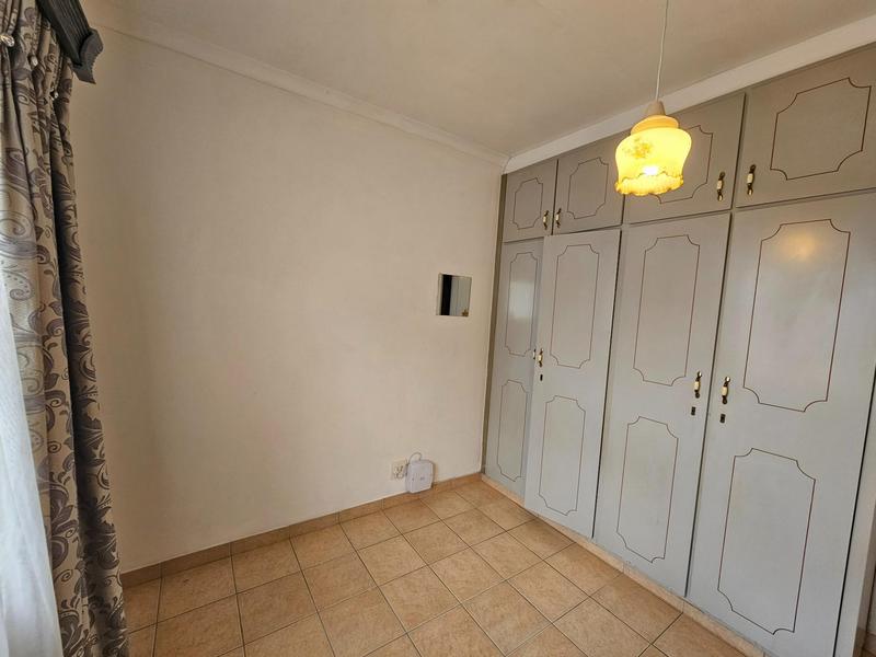 3 Bedroom Property for Sale in Dawncrest KwaZulu-Natal