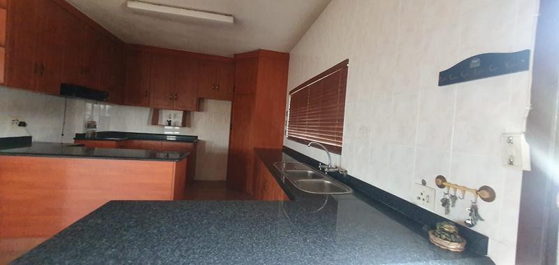 To Let 3 Bedroom Property for Rent in Umkomaas KwaZulu-Natal