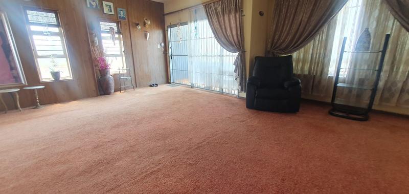 To Let 3 Bedroom Property for Rent in Umkomaas KwaZulu-Natal