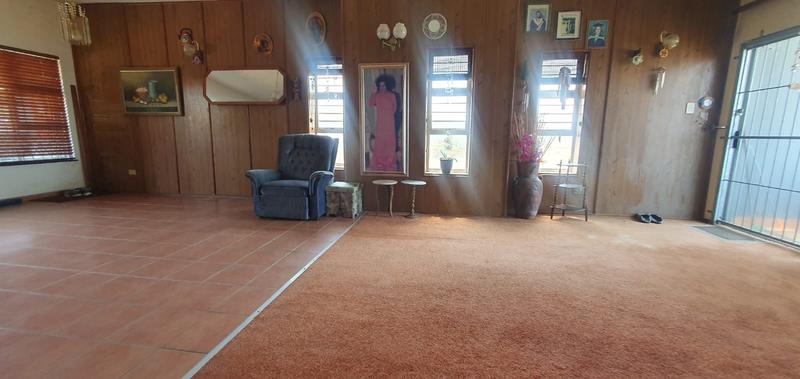 To Let 3 Bedroom Property for Rent in Umkomaas KwaZulu-Natal