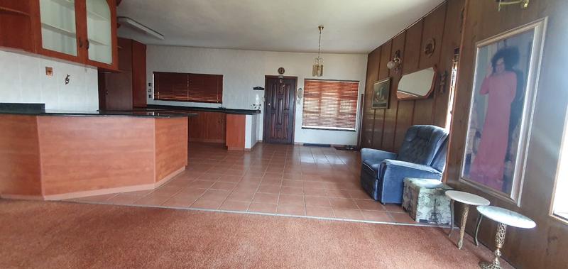 To Let 3 Bedroom Property for Rent in Umkomaas KwaZulu-Natal