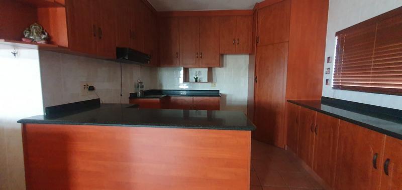 To Let 3 Bedroom Property for Rent in Umkomaas KwaZulu-Natal