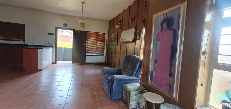 To Let 3 Bedroom Property for Rent in Umkomaas KwaZulu-Natal