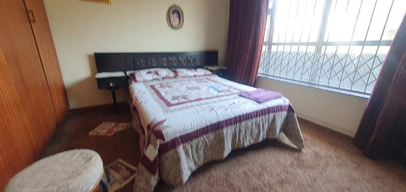 To Let 3 Bedroom Property for Rent in Umkomaas KwaZulu-Natal