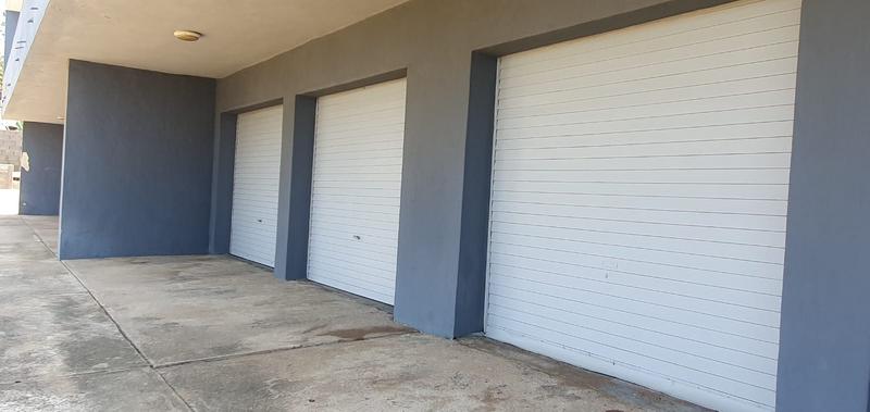 To Let 3 Bedroom Property for Rent in Umkomaas KwaZulu-Natal