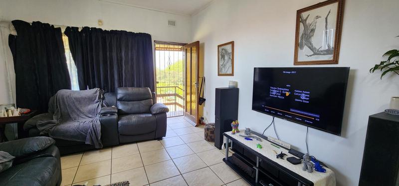 2 Bedroom Property for Sale in Umkomaas KwaZulu-Natal
