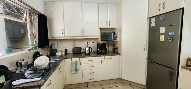 2 Bedroom Property for Sale in Umkomaas KwaZulu-Natal