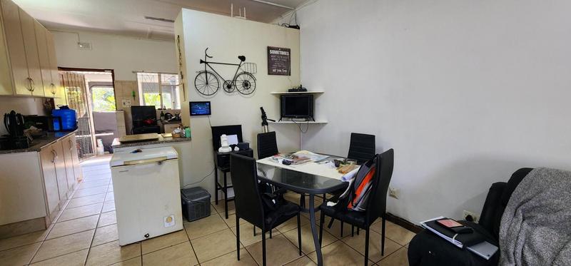 2 Bedroom Property for Sale in Umkomaas KwaZulu-Natal