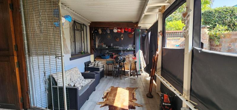 2 Bedroom Property for Sale in Umkomaas KwaZulu-Natal