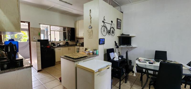2 Bedroom Property for Sale in Umkomaas KwaZulu-Natal