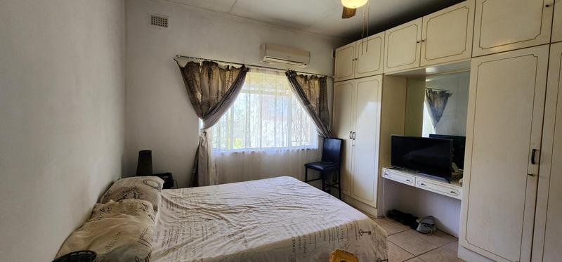 2 Bedroom Property for Sale in Umkomaas KwaZulu-Natal