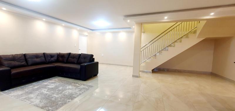 3 Bedroom Property for Sale in Umkomaas KwaZulu-Natal