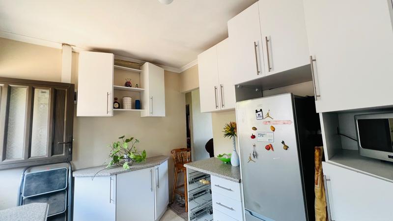 2 Bedroom Property for Sale in Ntuzuma KwaZulu-Natal