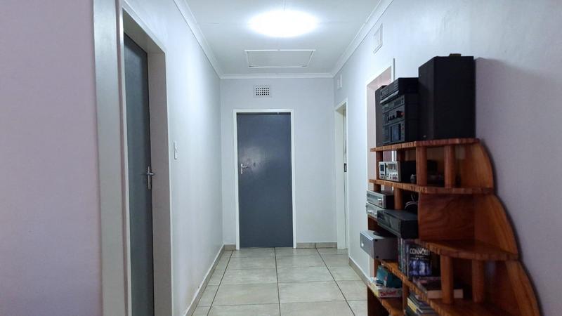 4 Bedroom Property for Sale in Glencoe KwaZulu-Natal